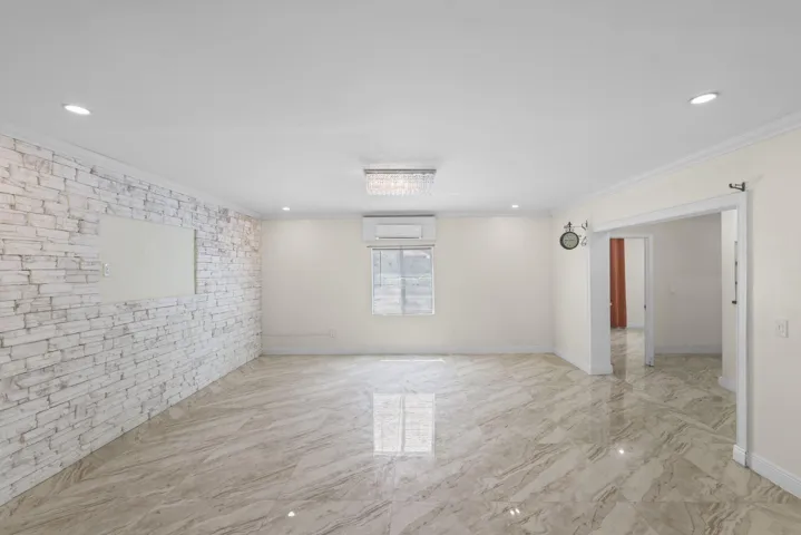 6344 NW 74th Terr - 59.jpg-SMALL