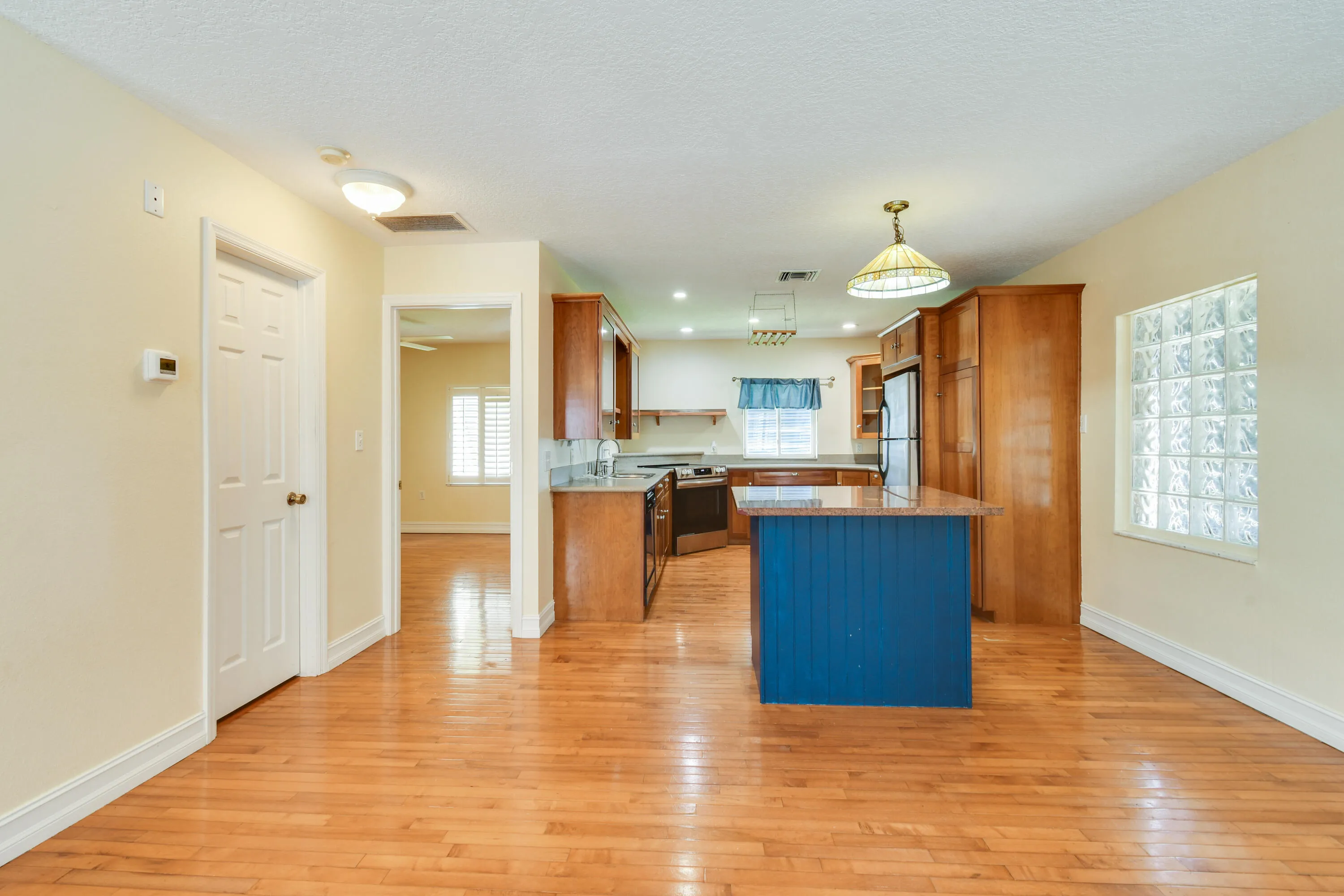 Property photo 36