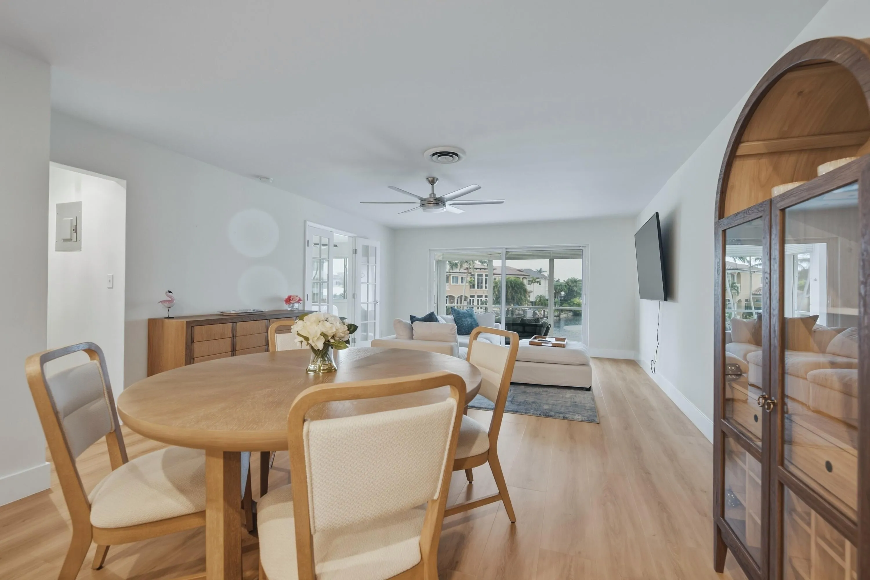 Dining & Living Area