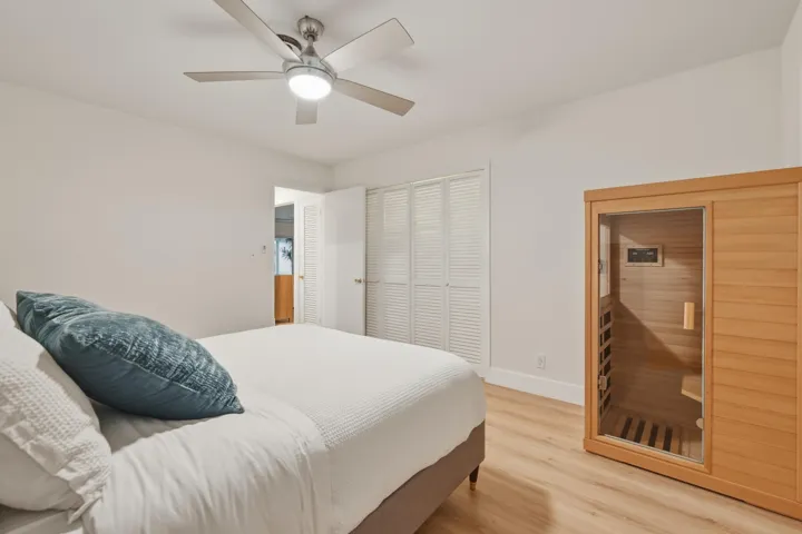 2nd Bedroom with Sauna