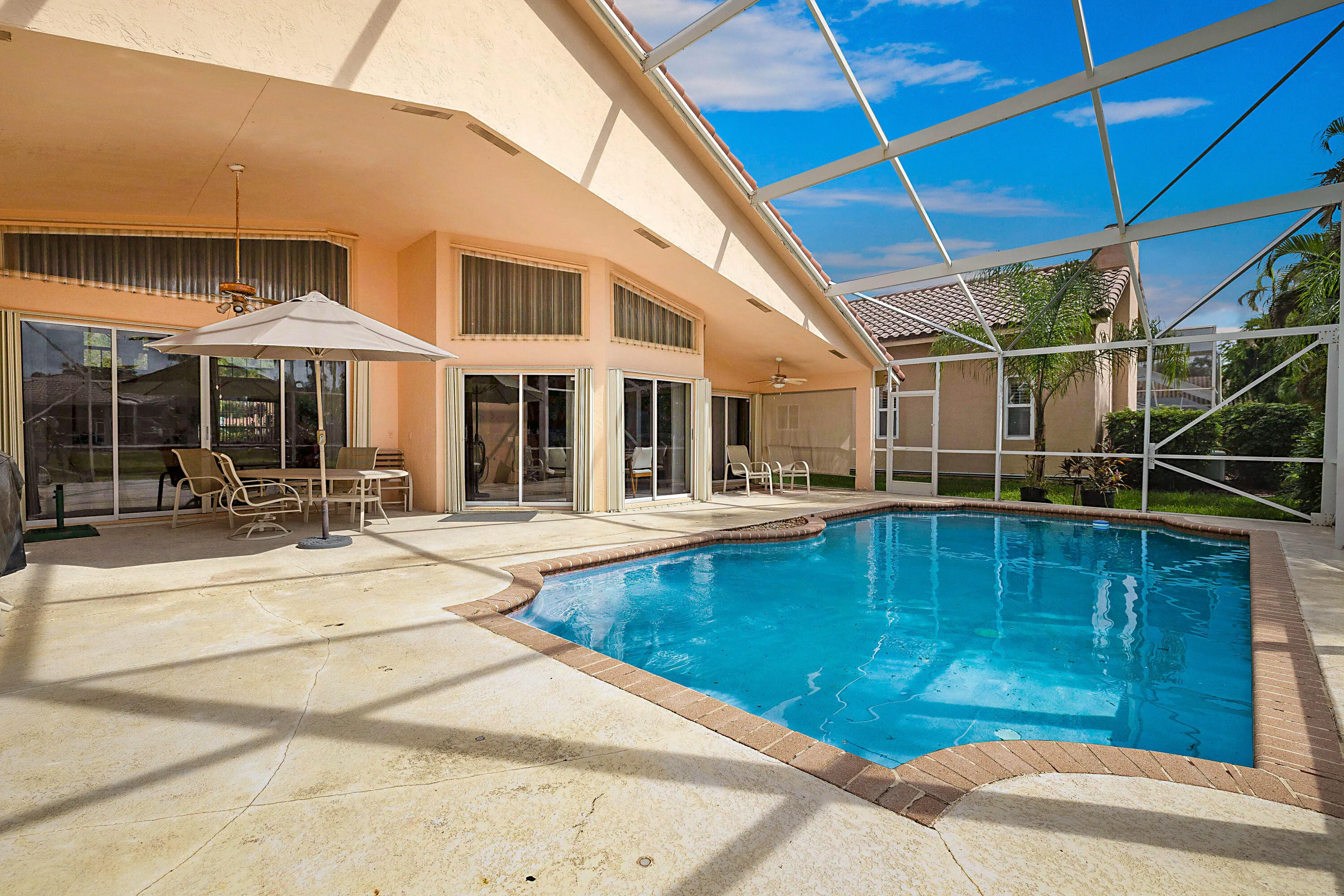 4900 NW 100 Terrace-36