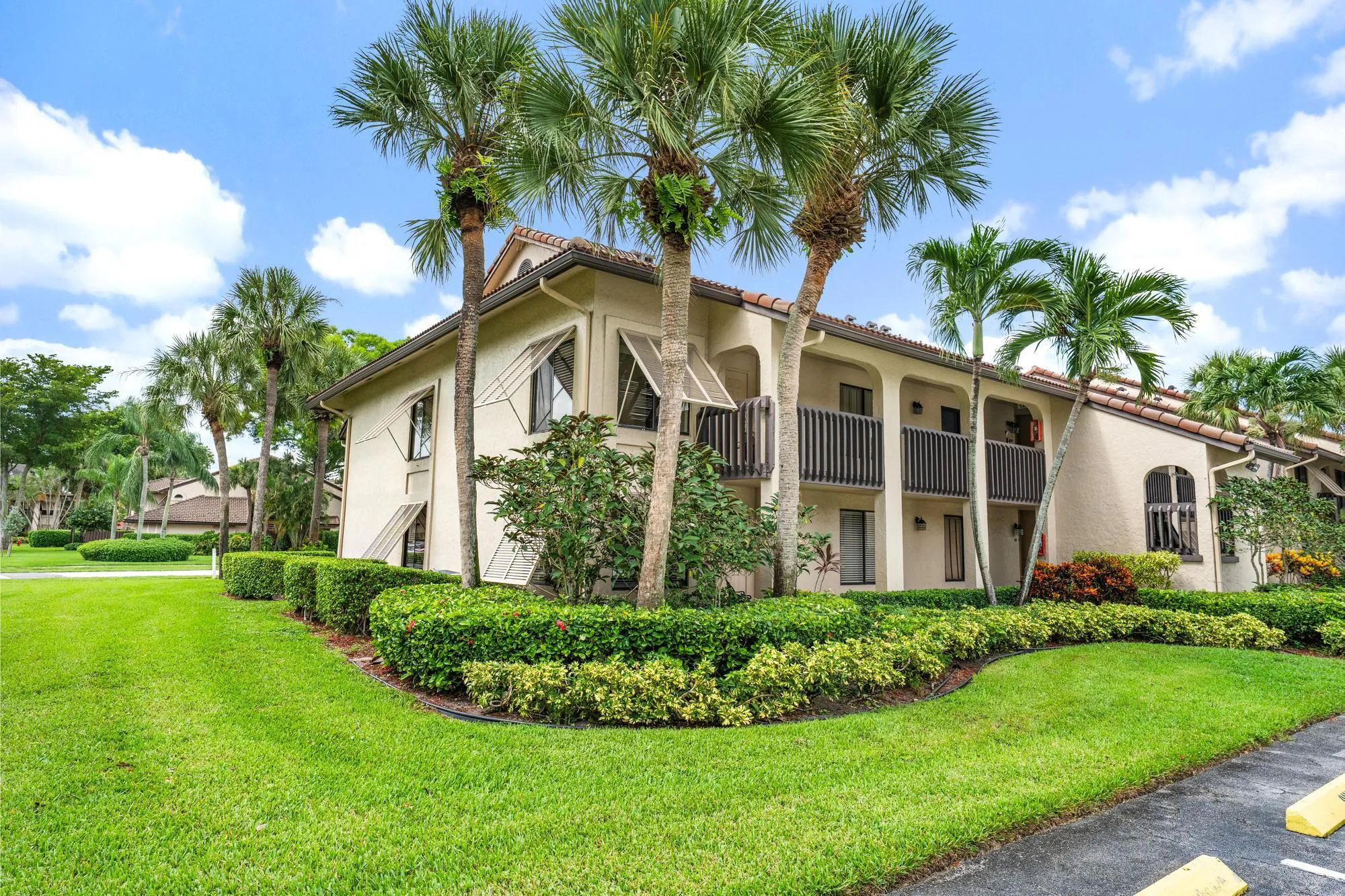 10101 Mangrove Dr. Apt 201-22