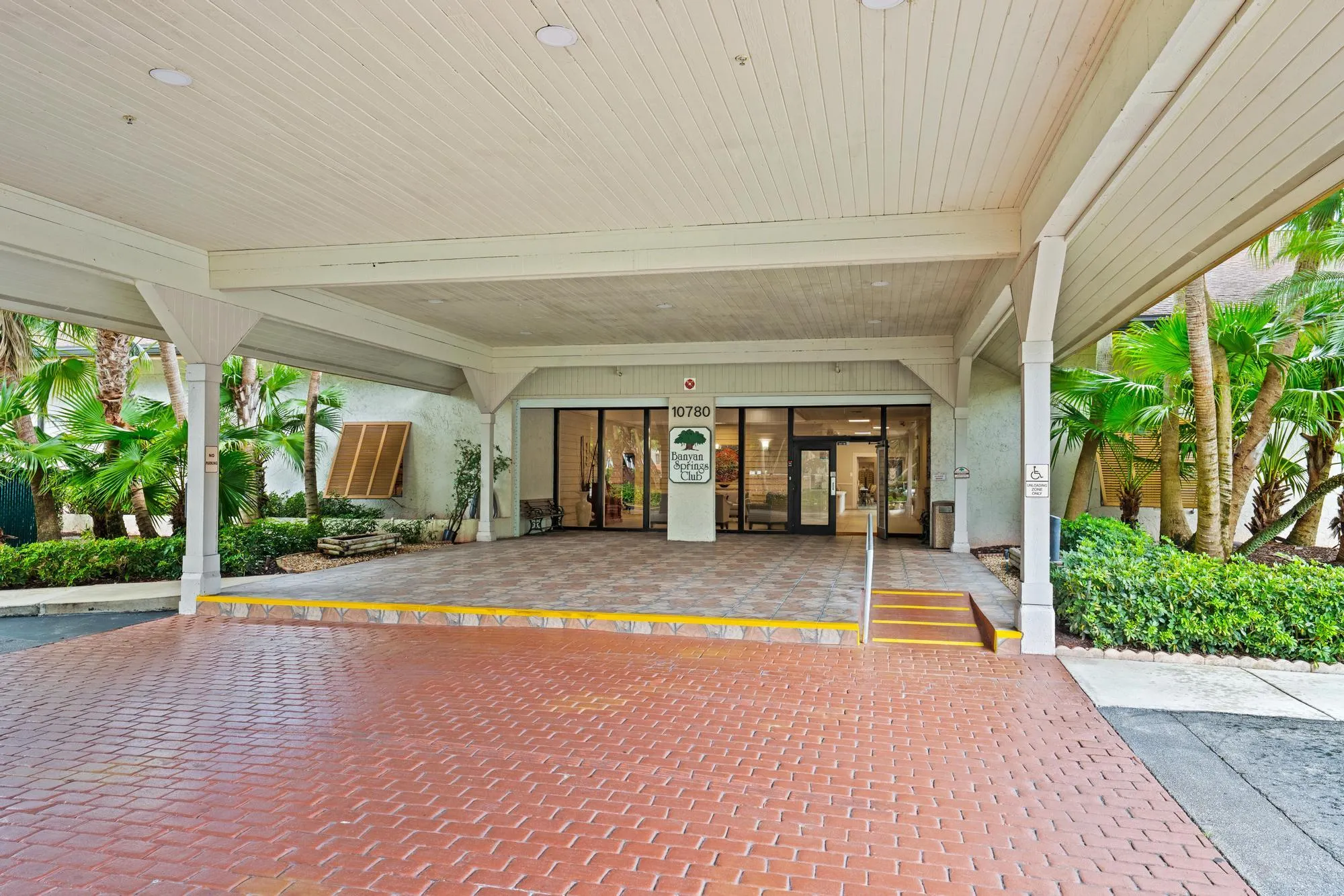 10101 Mangrove Dr. Apt 201-31