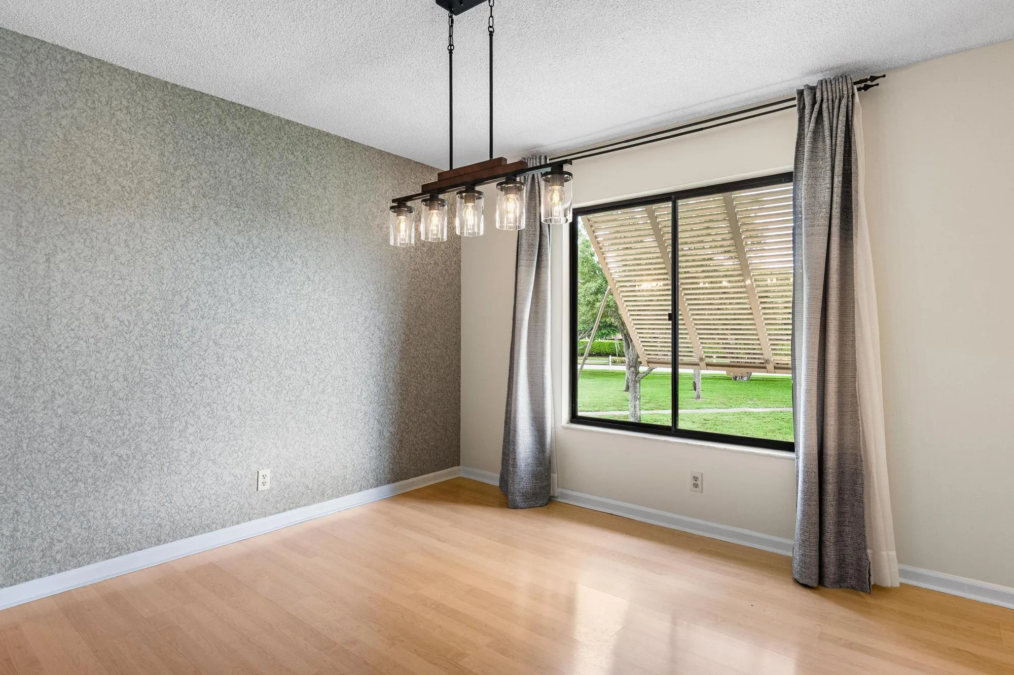 10101 Mangrove Dr. Apt​​‌​​​​‌​​‌‌​‌‌​​​‌‌​‌​‌​‌​​​‌​​ 201-15