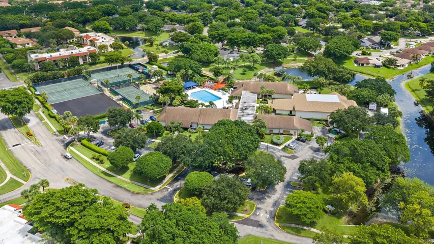 10101 Mangrove Dr. Apt 201-32