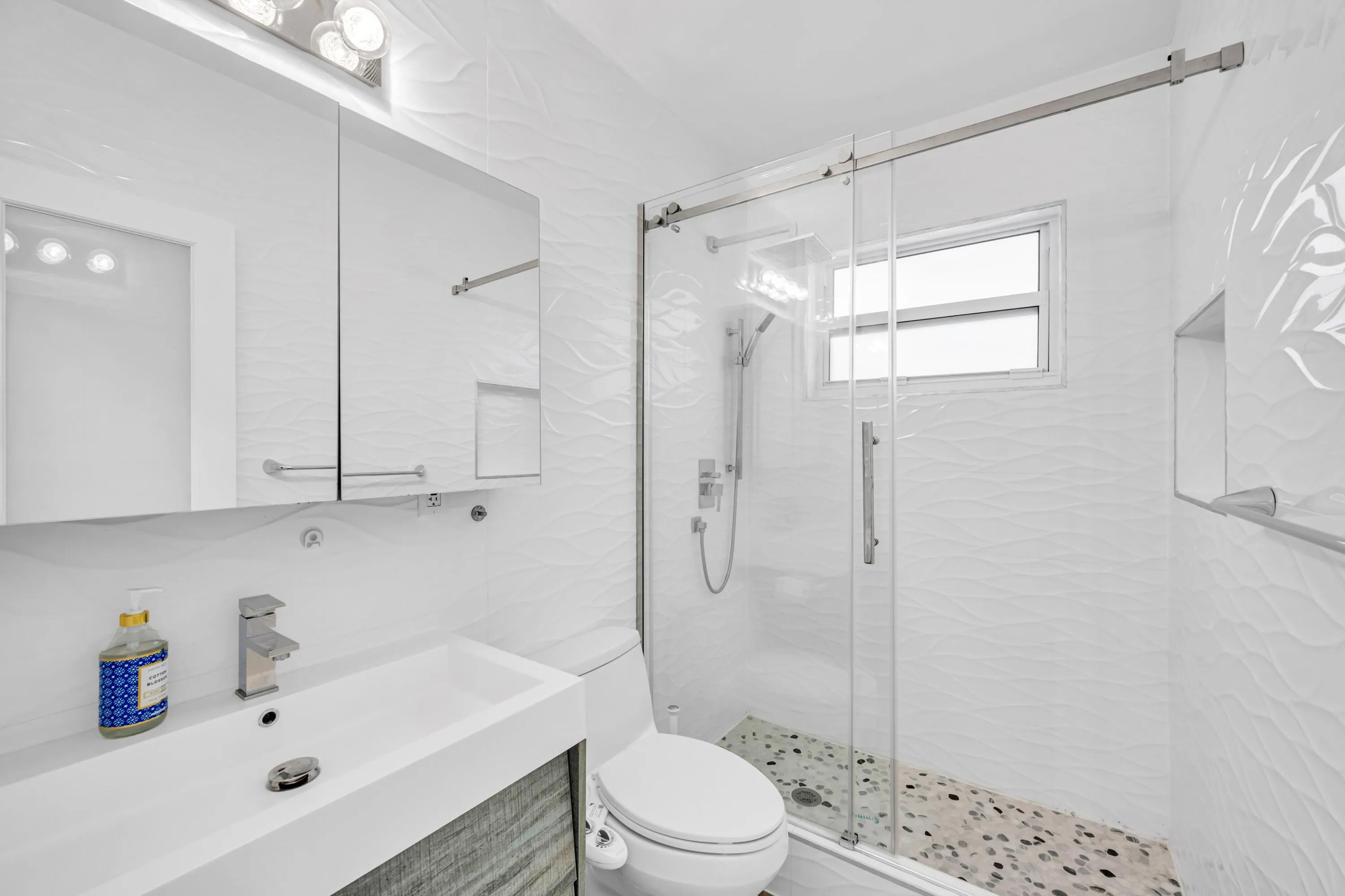 Shared second bathroom