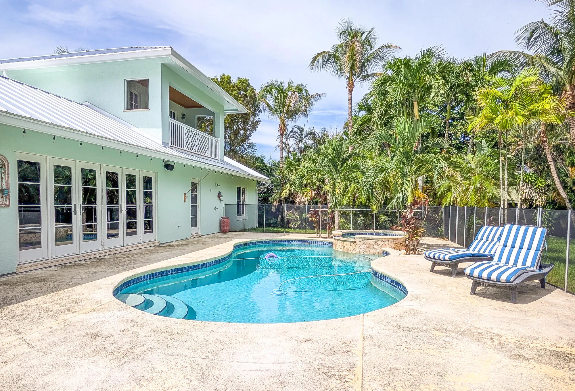 48-Pool