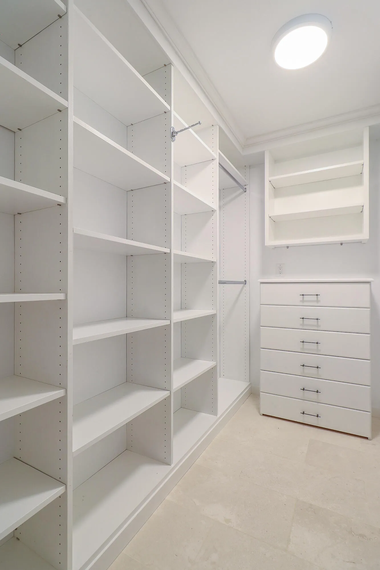 40-Closet