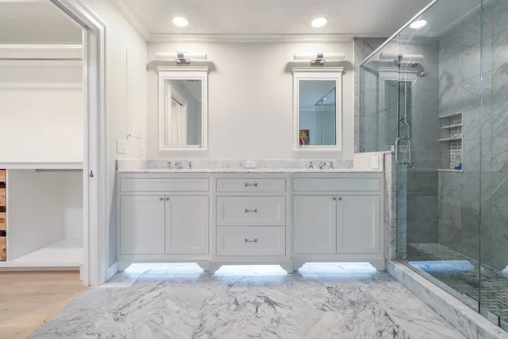 19-Master Bathroom