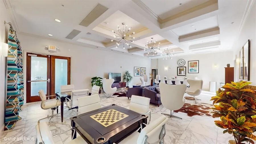 Club Room 2