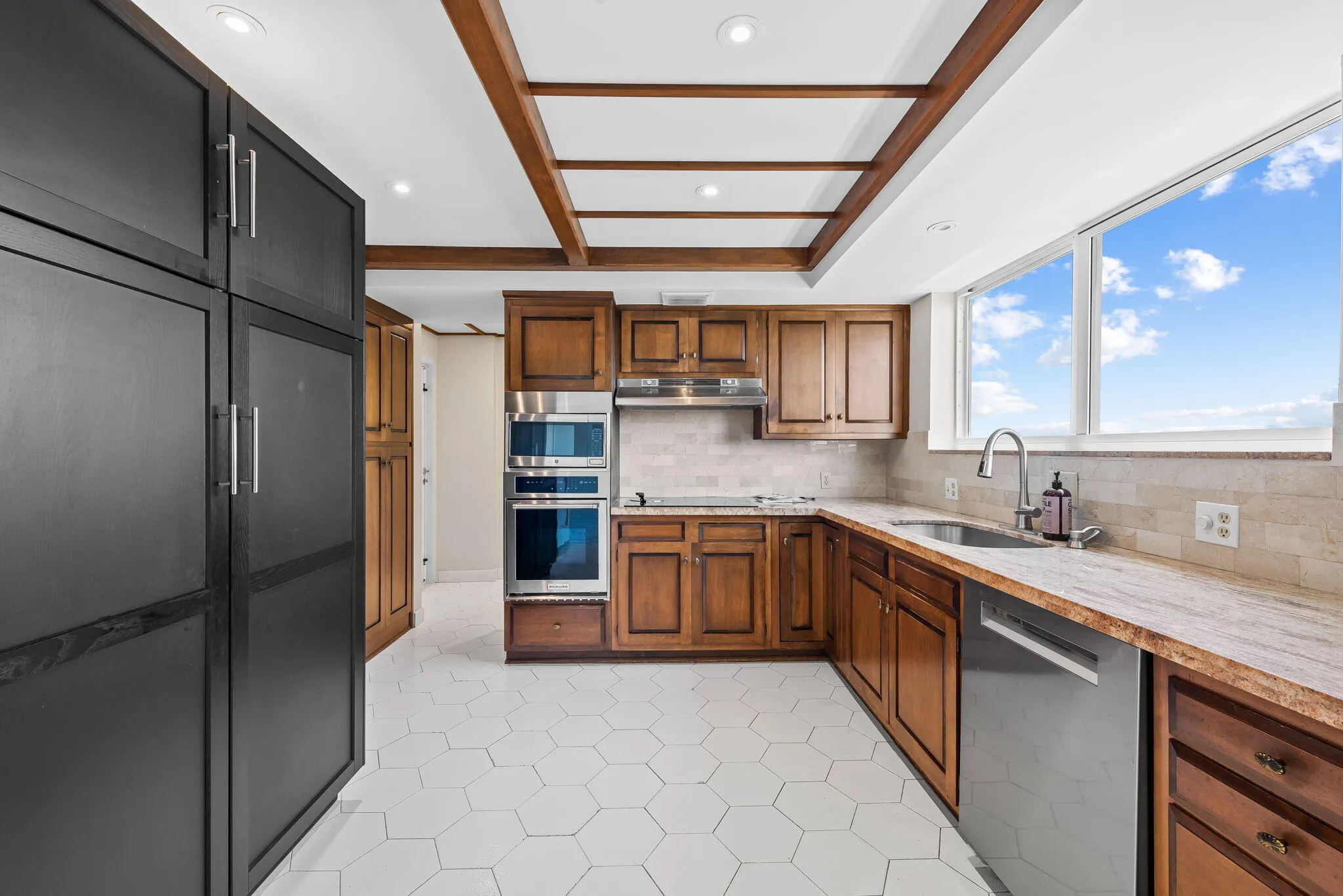 All new appliances in kitchen