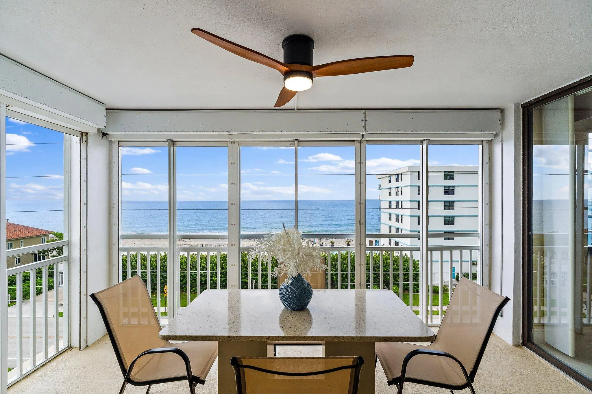 048-911OceanDr-506-JunoBeach-SMALL