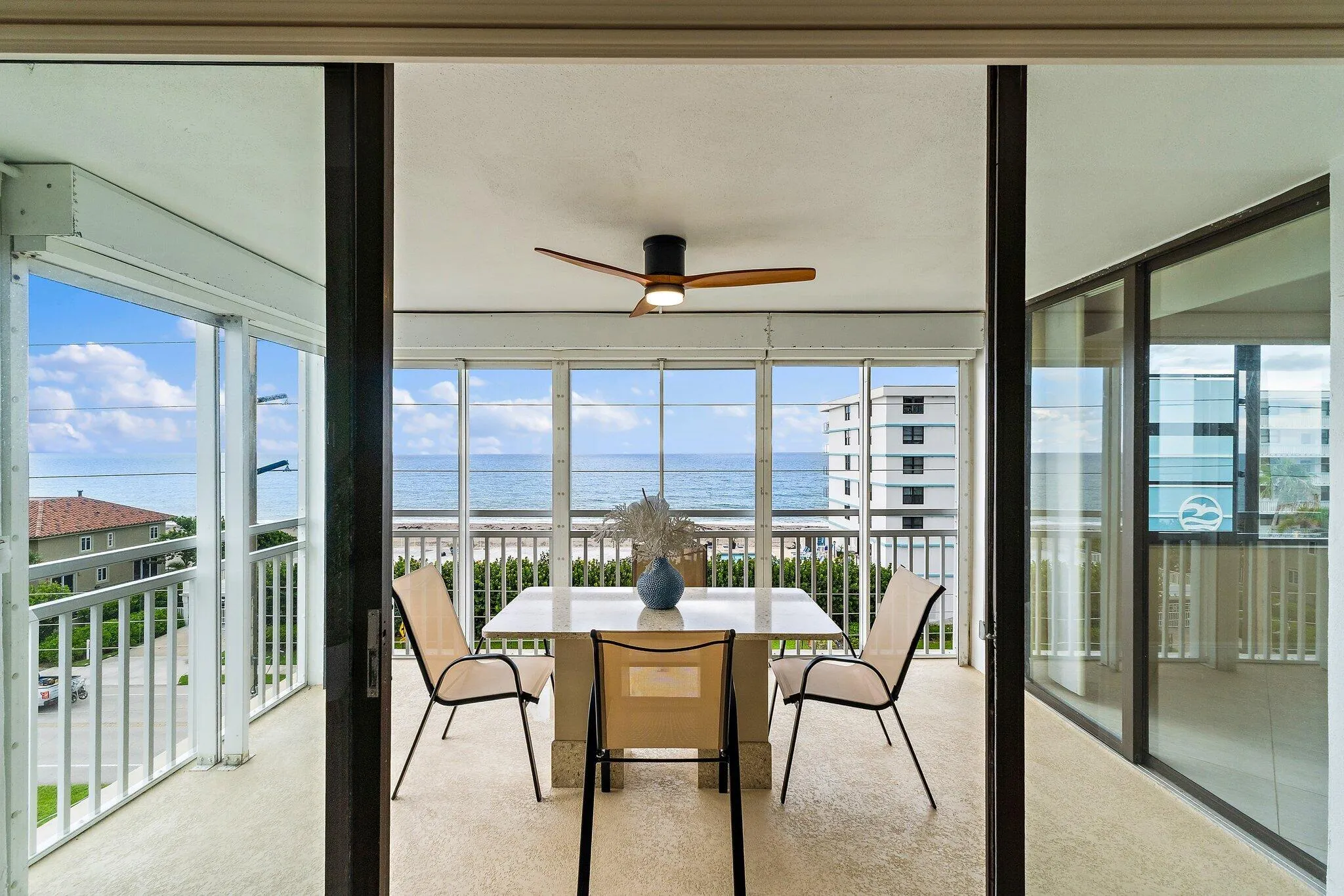 047-911OceanDr-506-JunoBeach-SMALL
