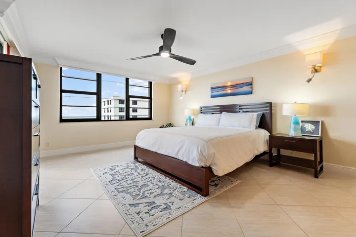 053-911OceanDr-506-JunoBeach-SMALL