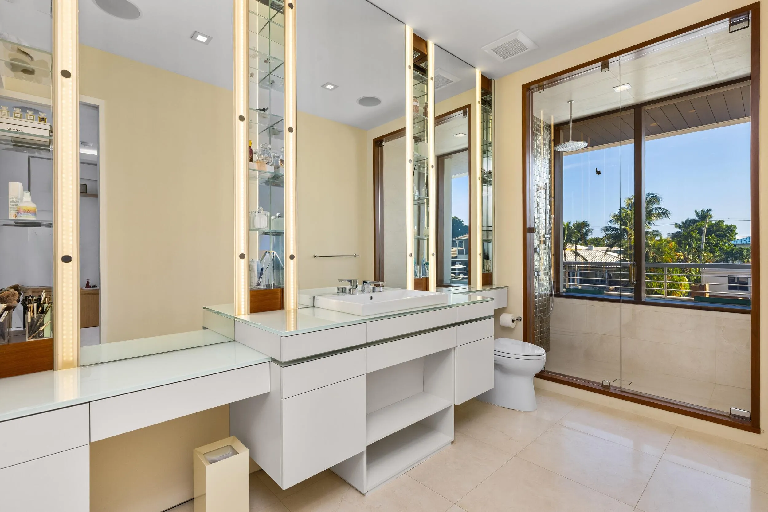 Guest Bath 1