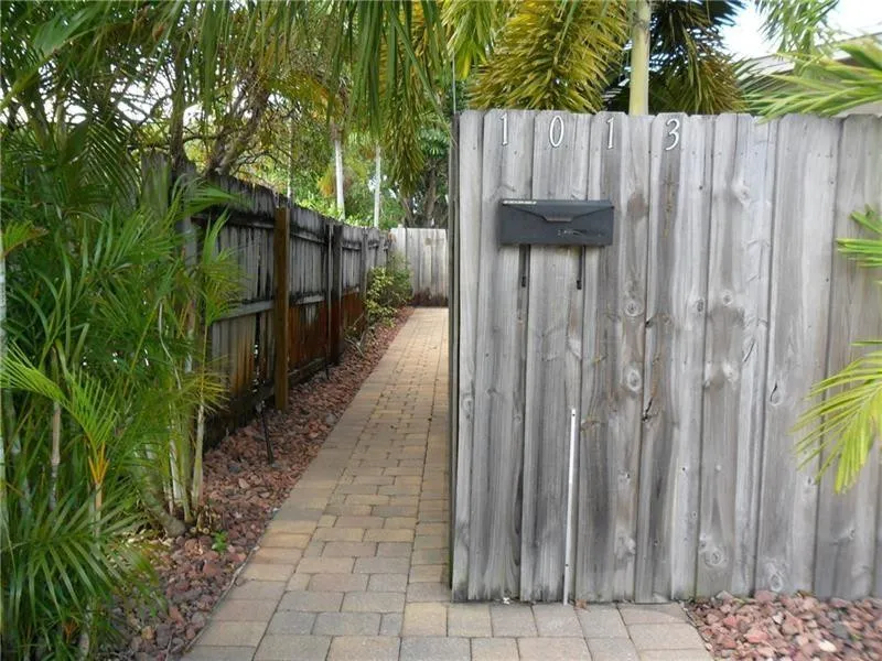 Private entry to fully fenced, private property.