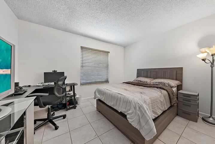 7293 Nautica Way-8