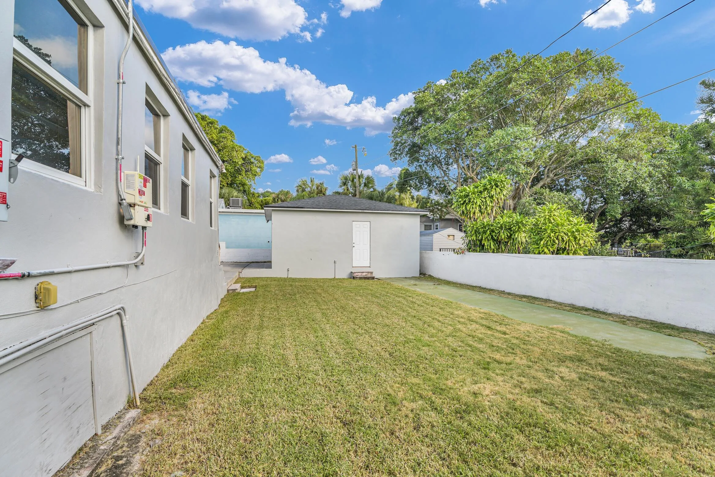 916 31st St West Palm Beach -21