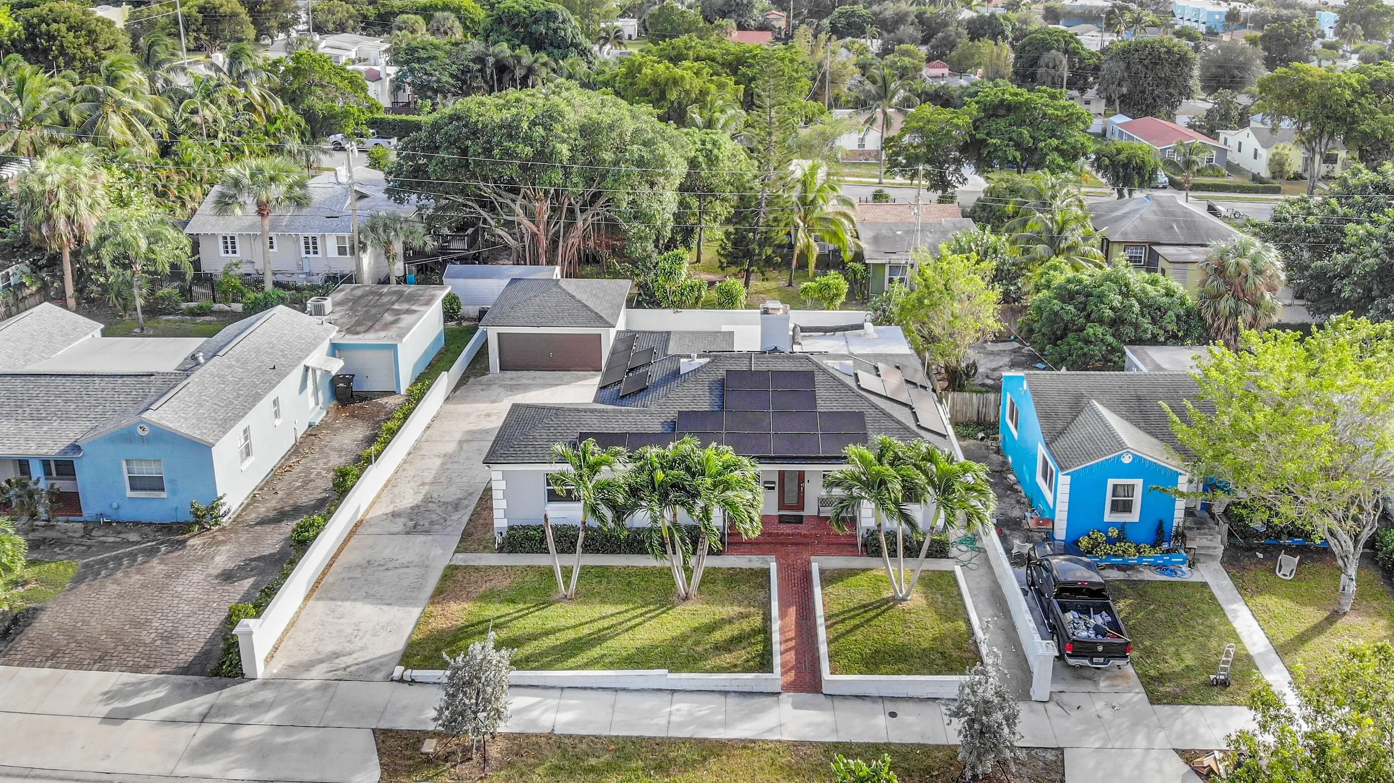 916 31st St West Palm Beach -7
