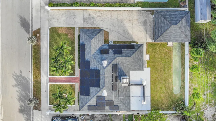 916 31st St West Palm Beach -4