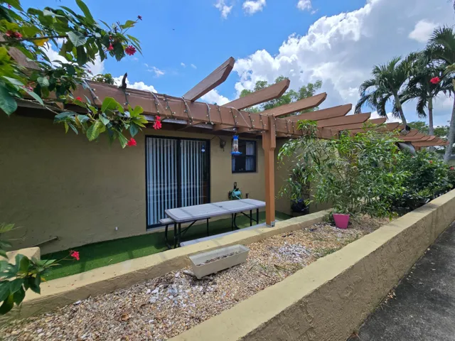 1155 FRONT PATIO