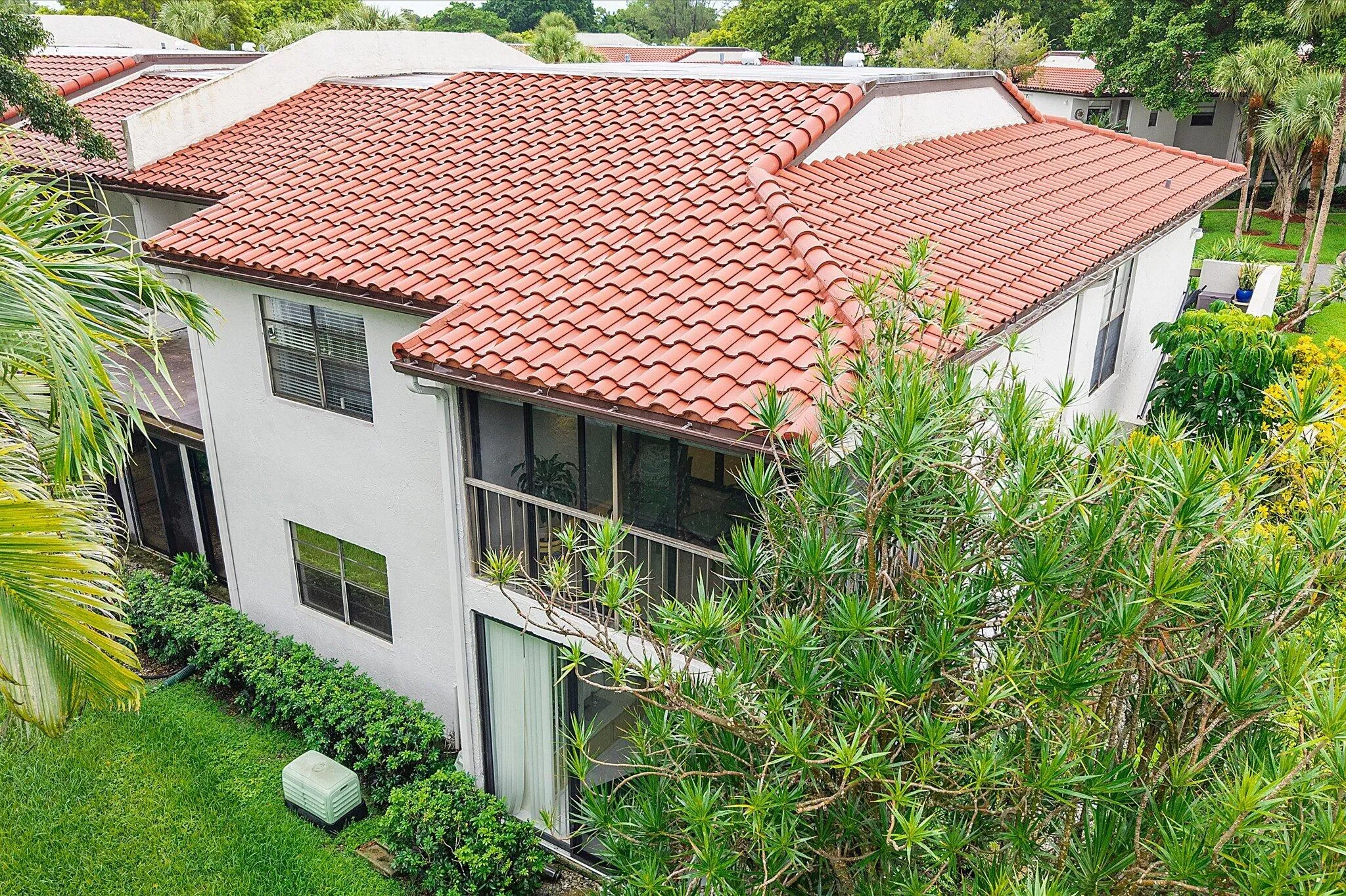 35-9193 Pecky Cypress Lane_035