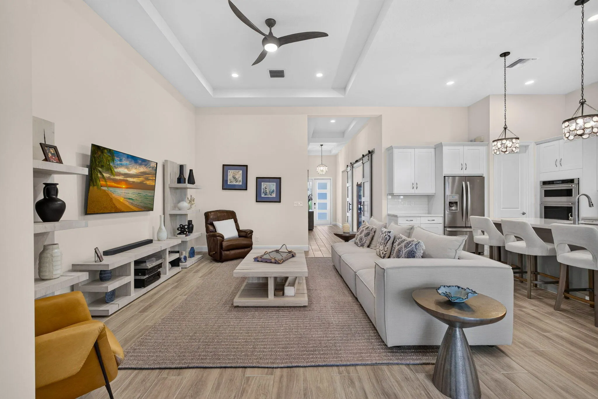 Great Room 20-web-or-mls-5D1A9843