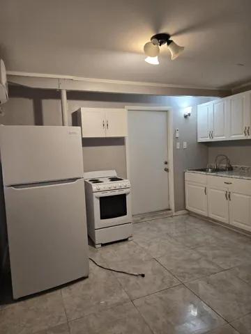 Efficiency - refrigerator and range