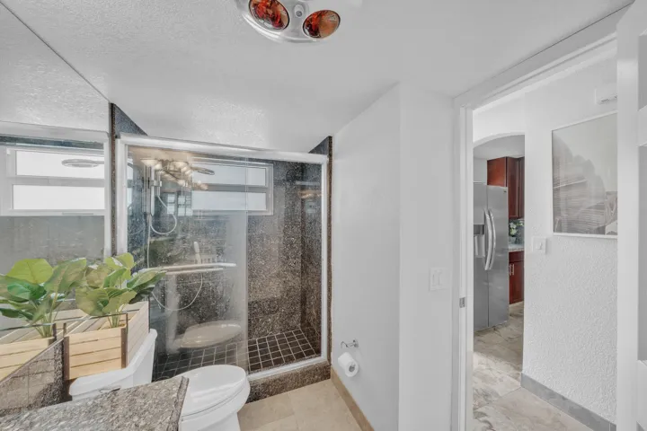 6 Guest Bathroom (4)