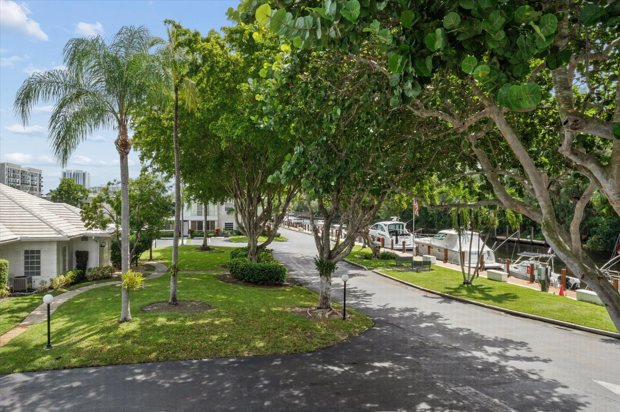 17-High-6431 Bay Club Dr #3-17