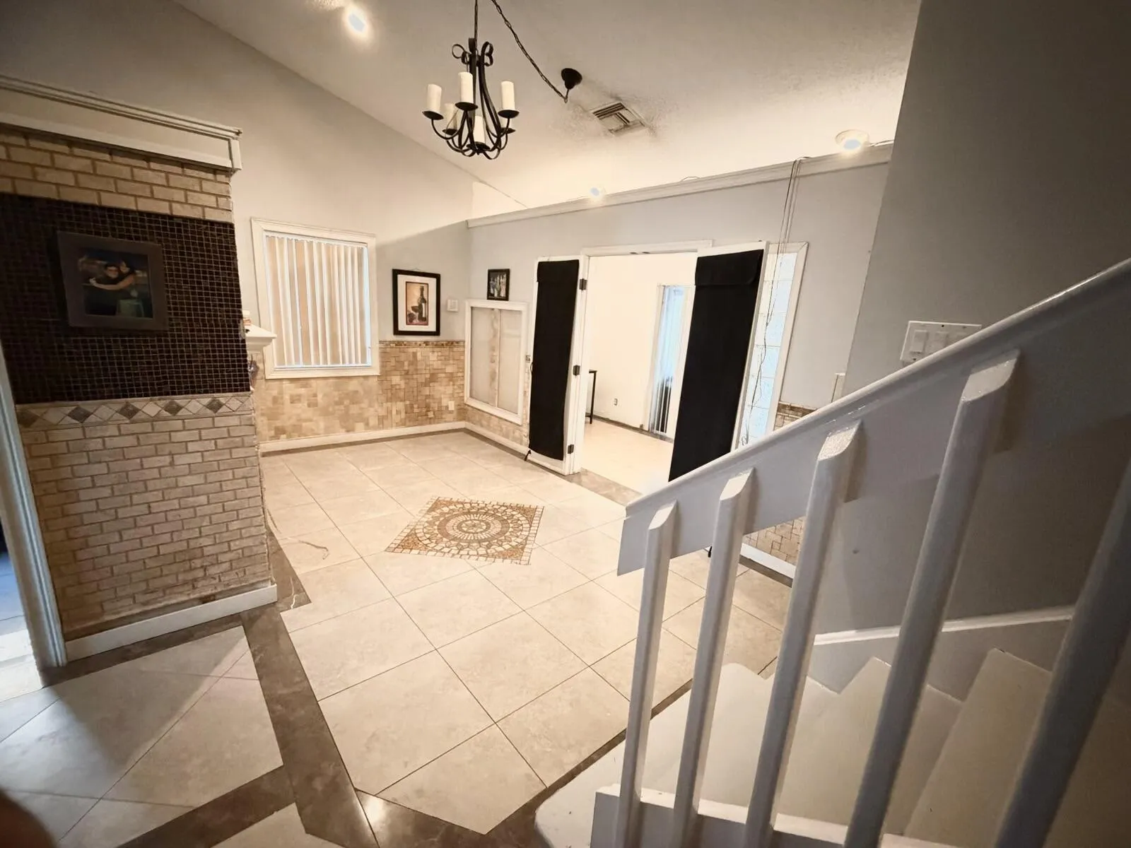 Dining/Stairs