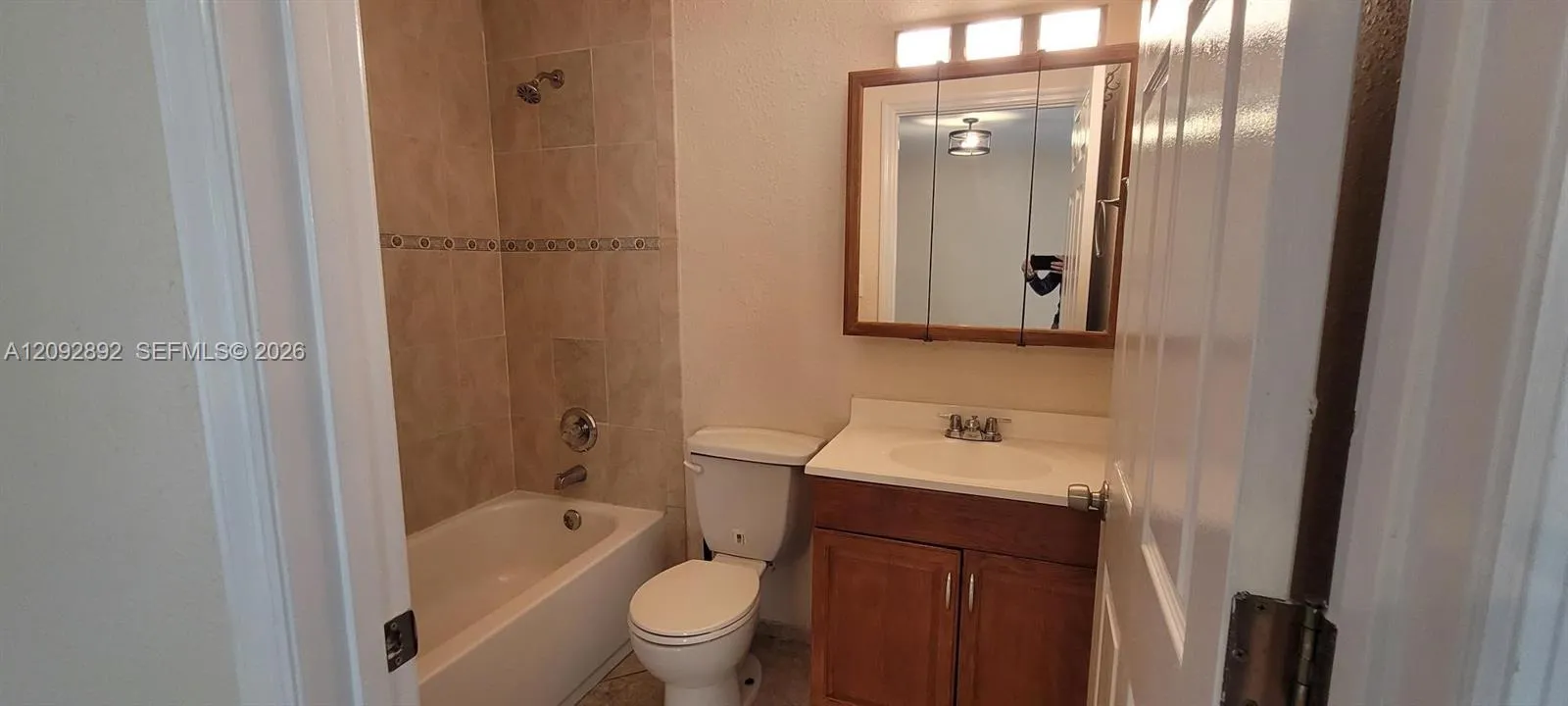 downstairs full bathroom
