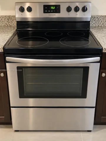 Stove/Electric Range