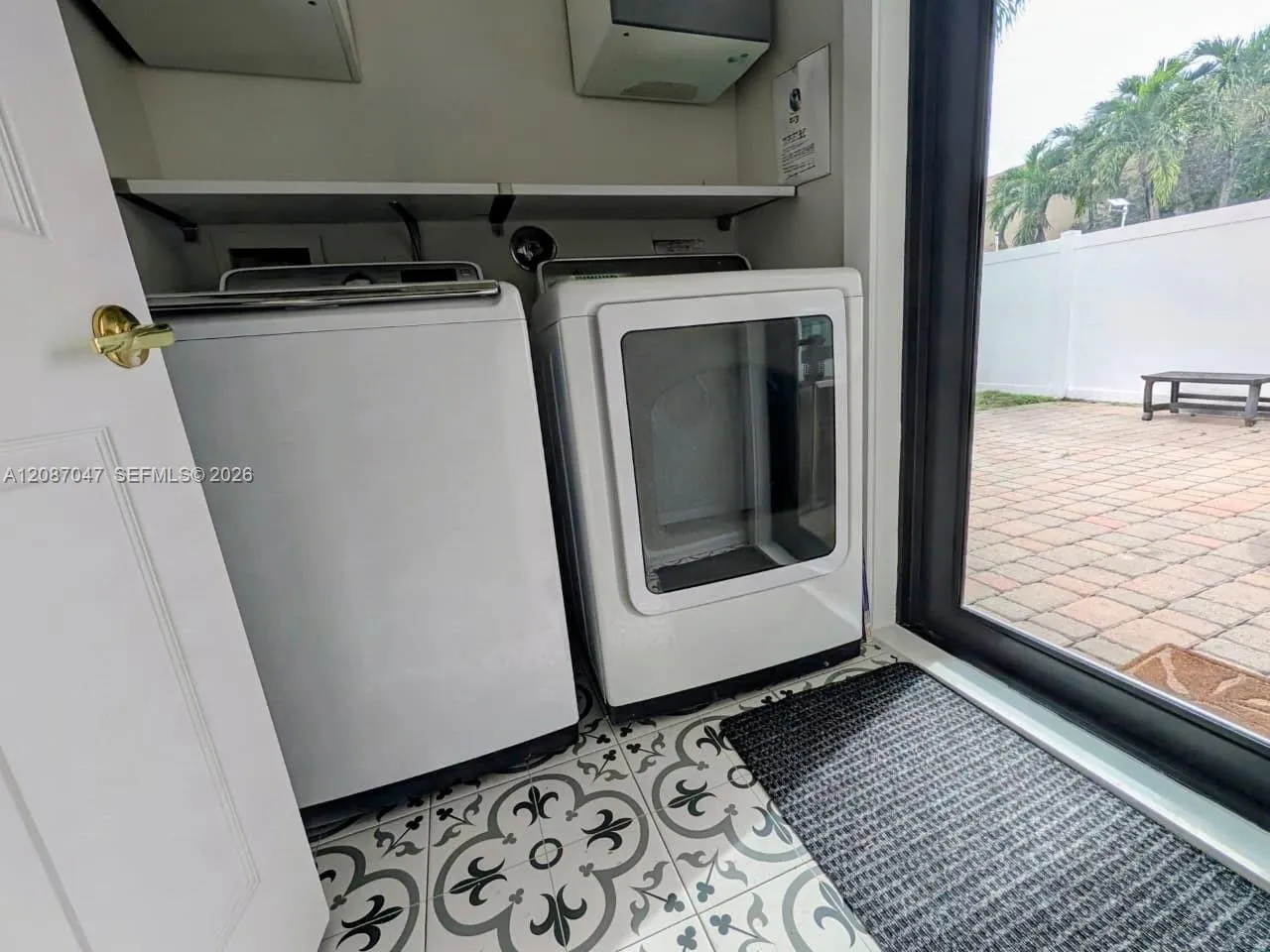 Photo 17