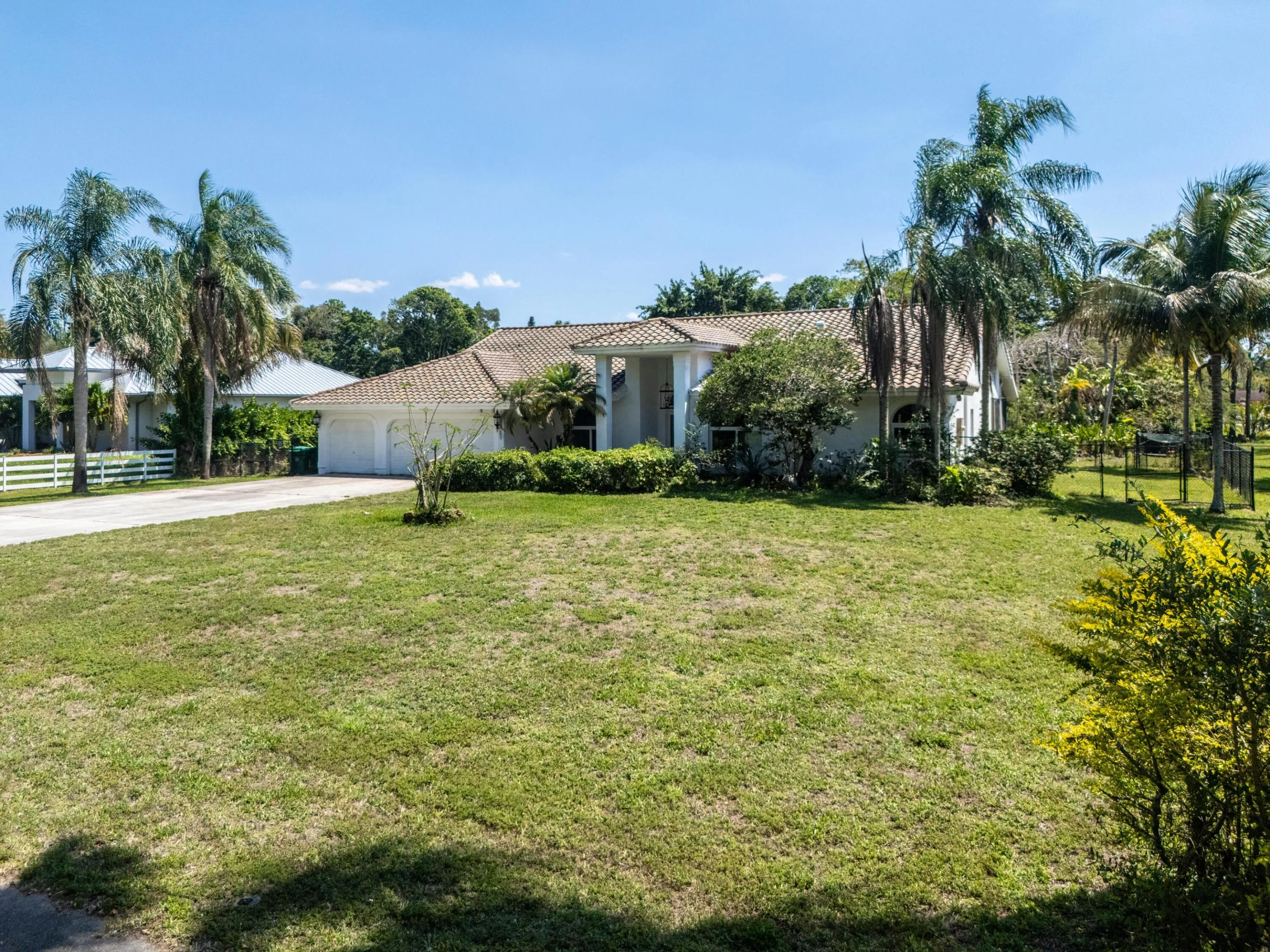 14463 SW 16th Ct Davie FL-print-055-046-