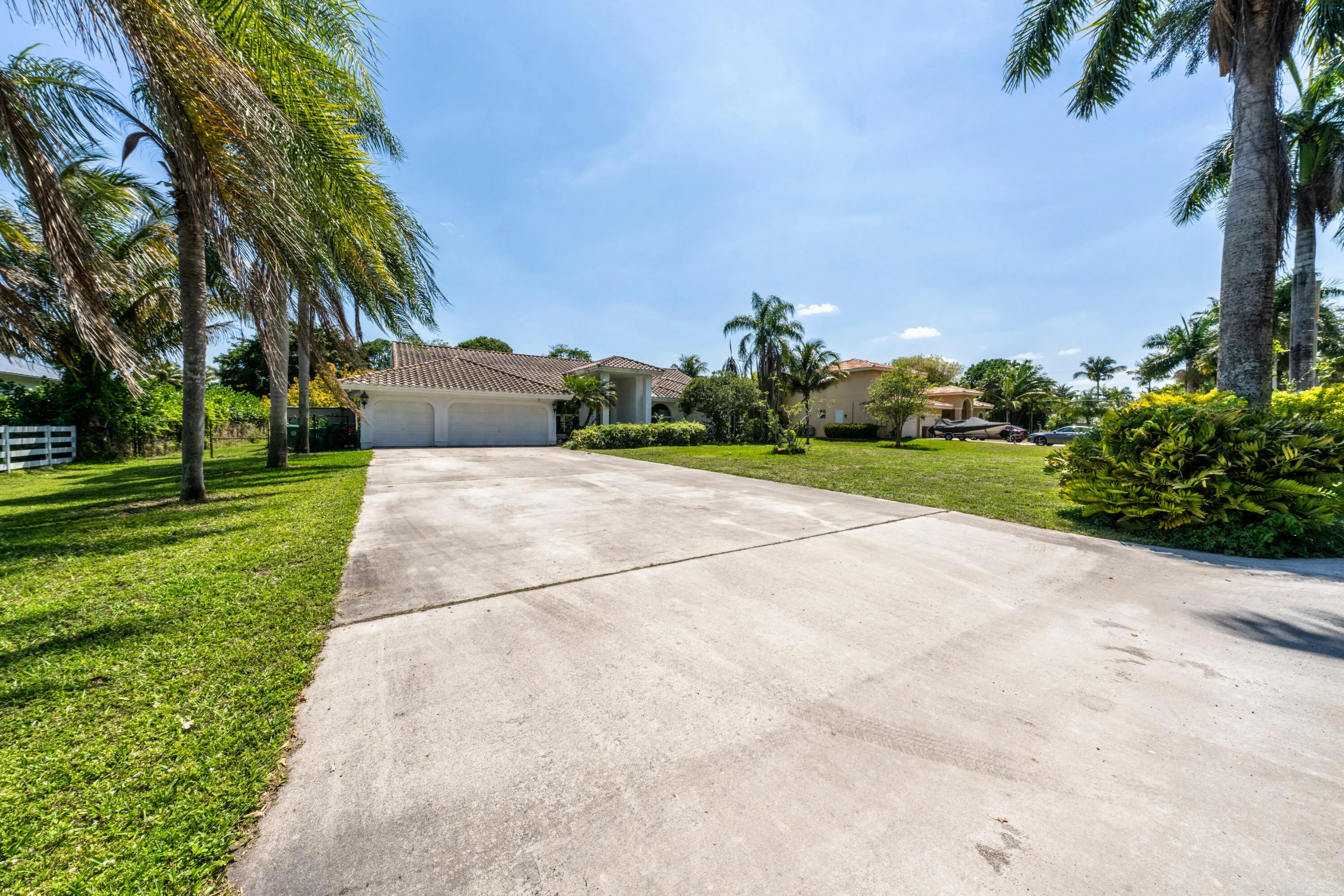 14463 SW 16th Ct Davie FL-print-056-027-