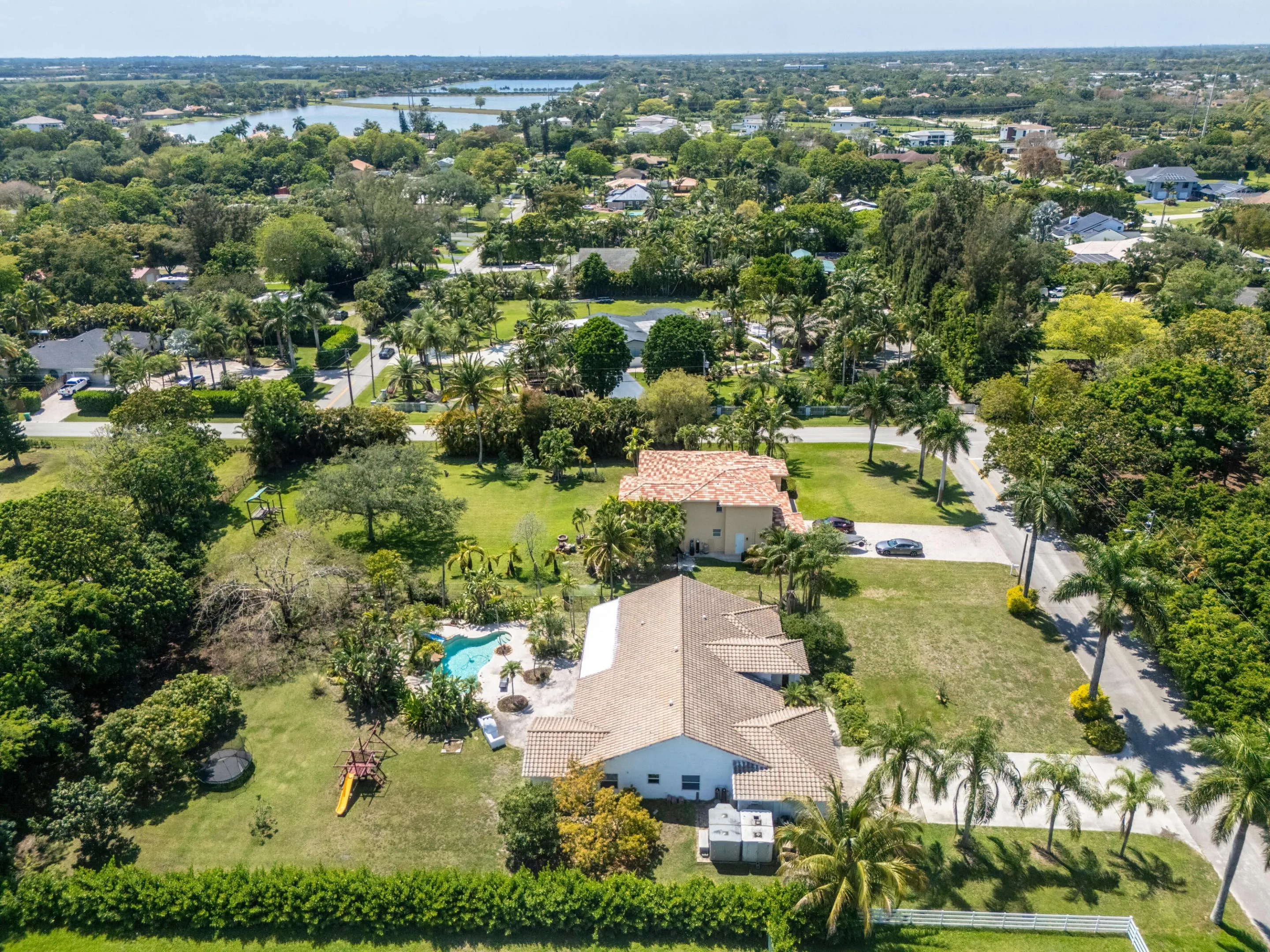 14463 SW 16th Ct Davie FL-print-053-032-