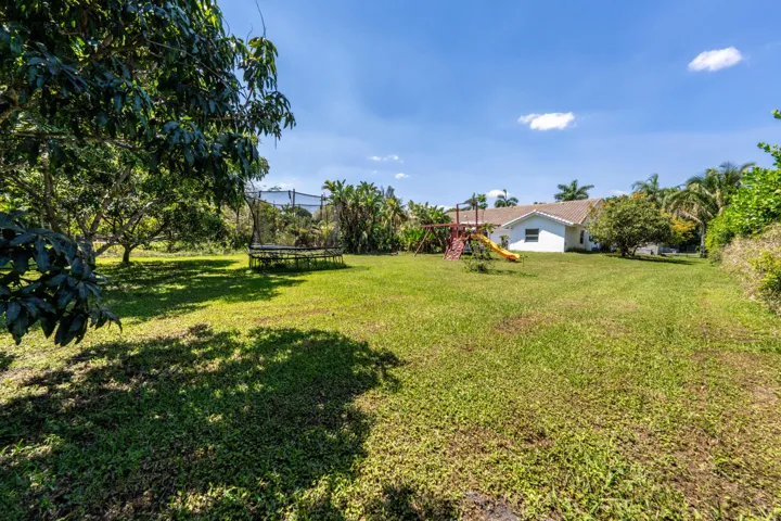 14463 SW 16th Ct Davie FL-print-047-024-