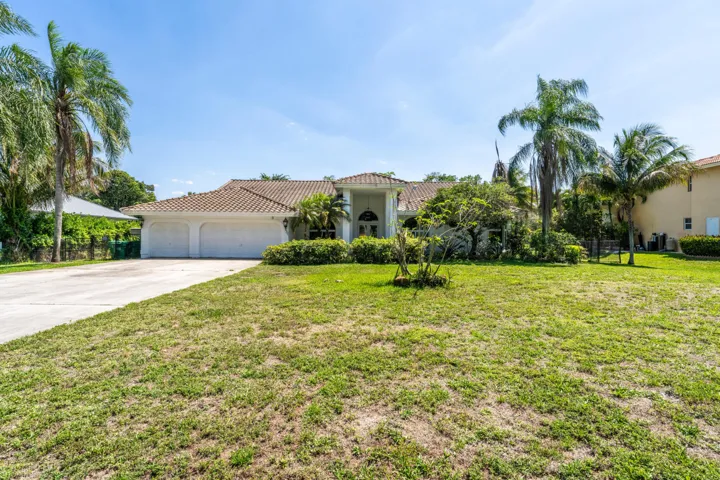 14463 SW 16th Ct Davie FL-print-037-002-