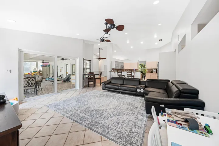 14463 SW 16th Ct Davie FL-print-005-017-
