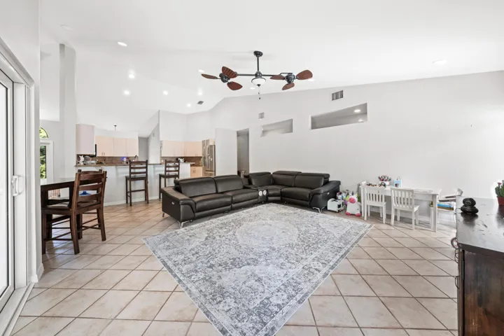 14463 SW 16th Ct Davie FL-print-013-052-