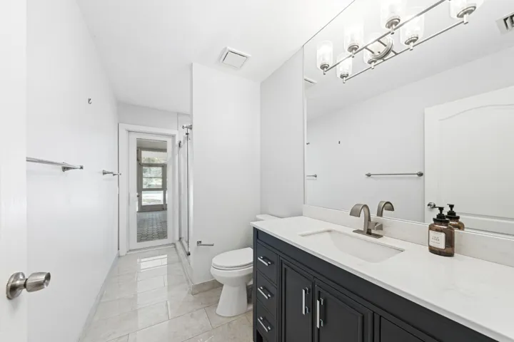14463 SW 16th Ct Davie FL-print-026-055-