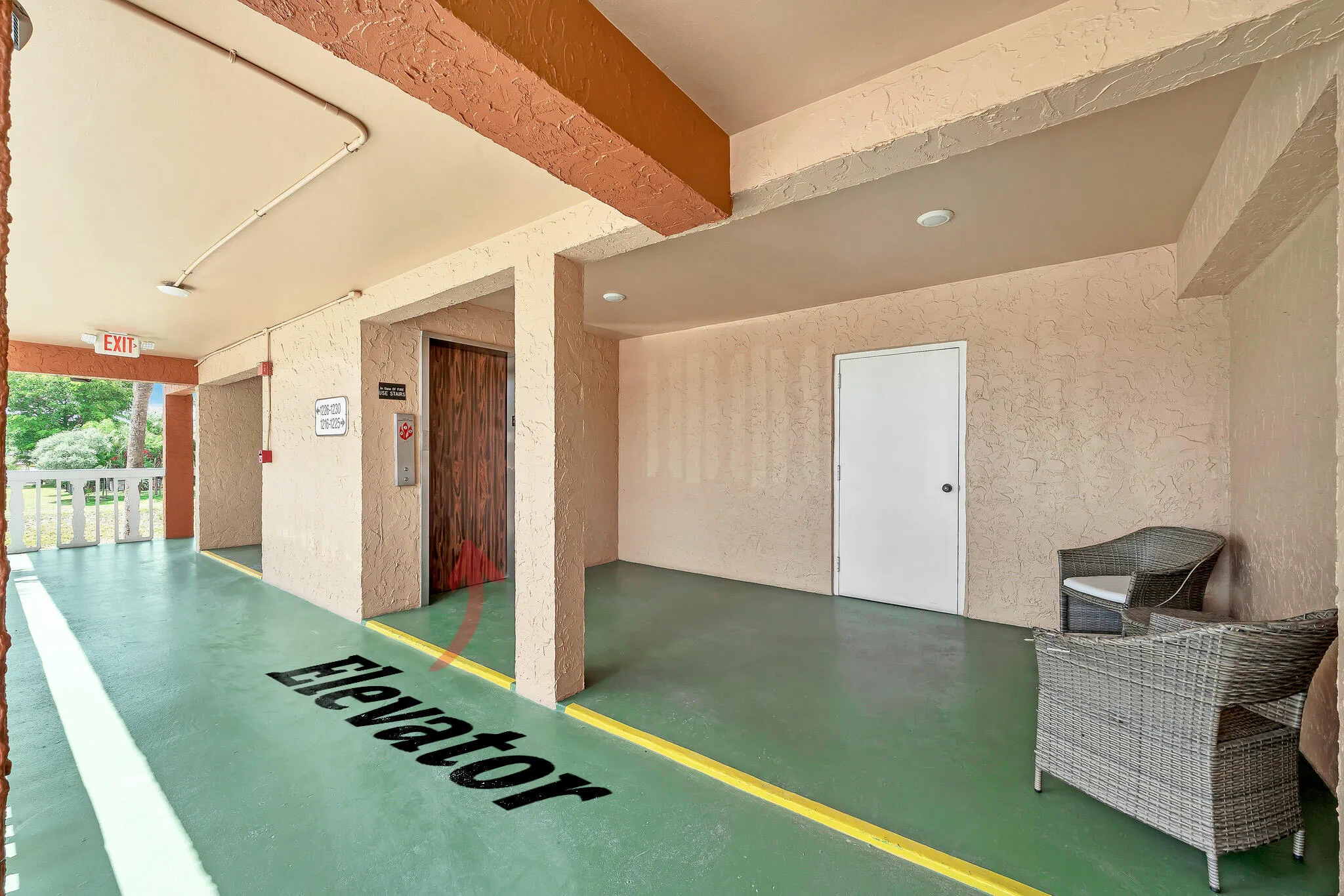 17 Exit (2)