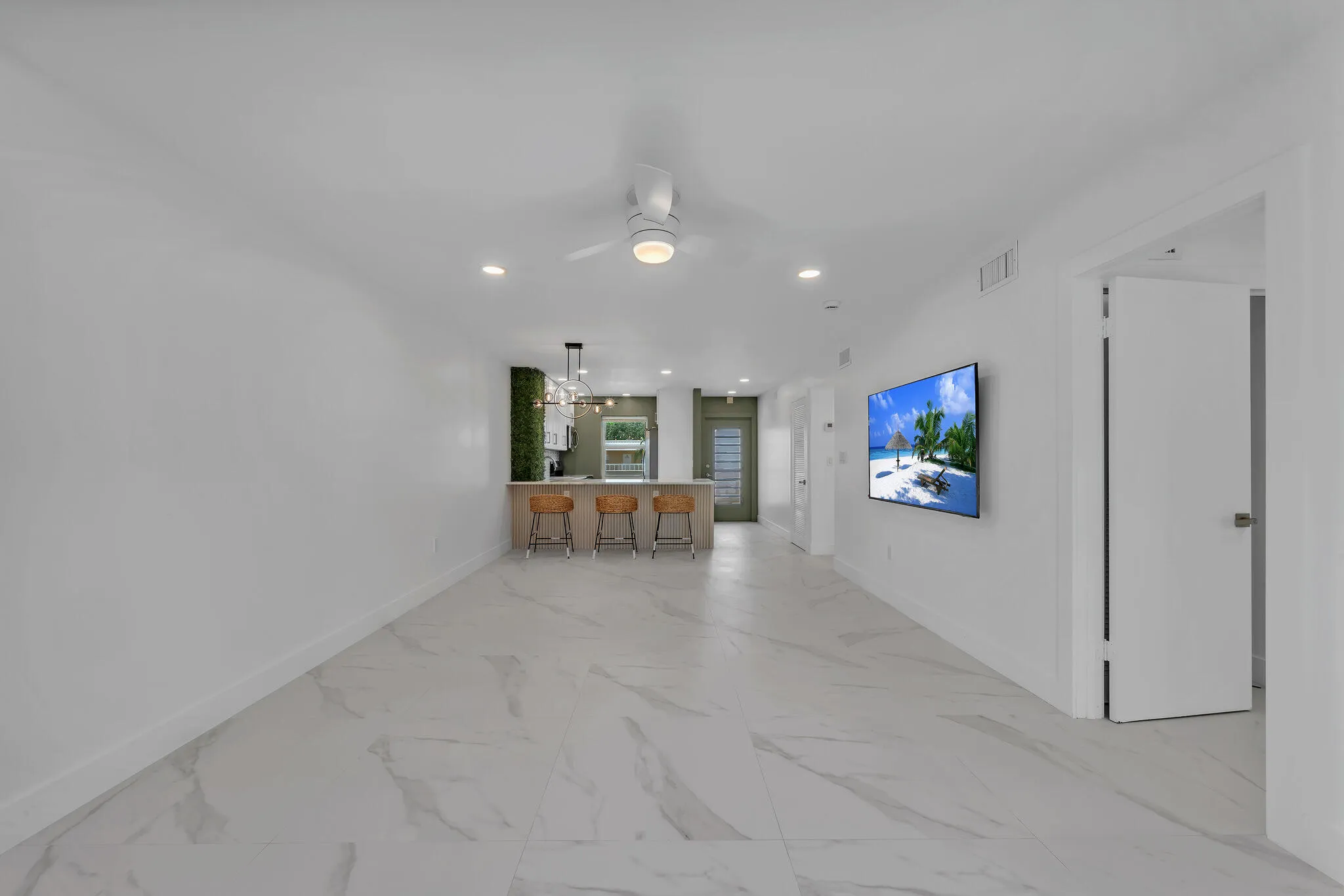 15 Living Area (4)
