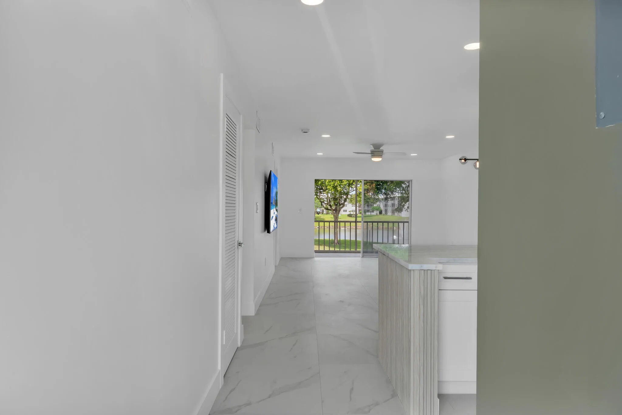 1 Entryway (3)