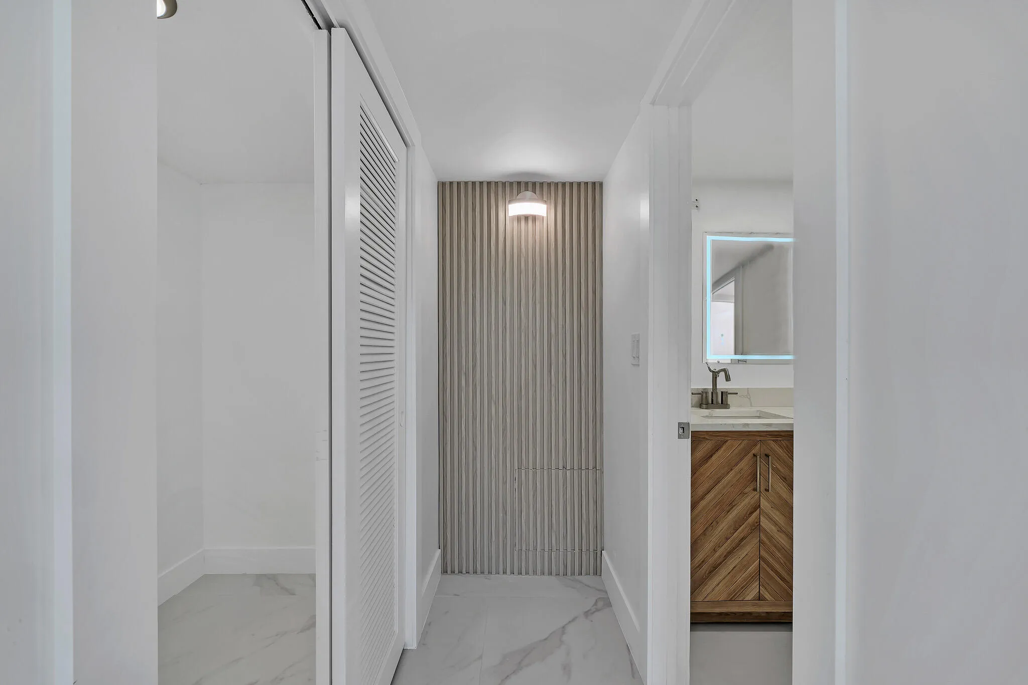 10 Primary Closets (2)