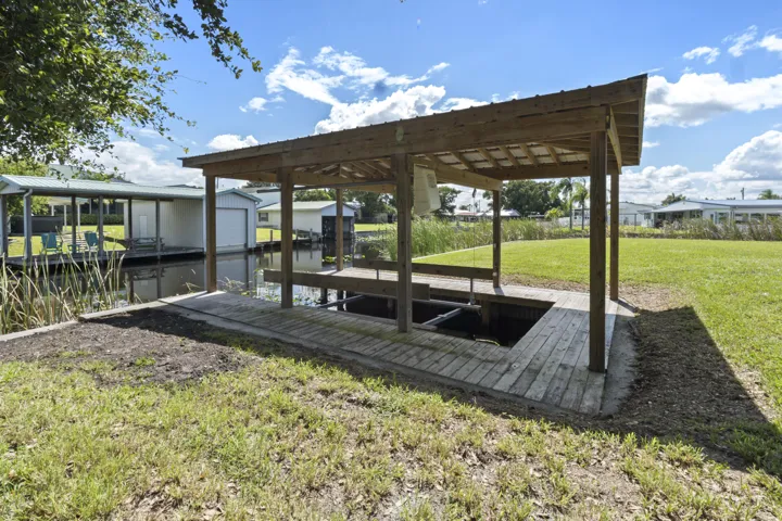 boathouse2