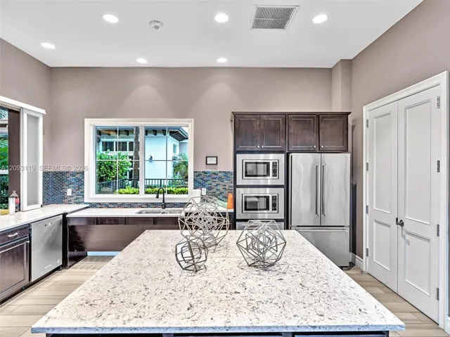 Clubhouse Kitchen