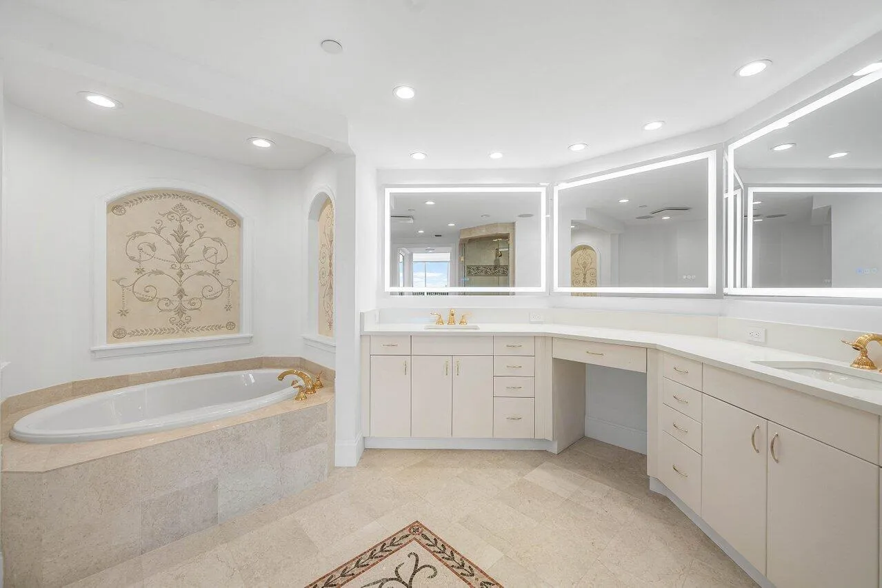 033-20320FairwayOaksDrive-331-BocaRaton-