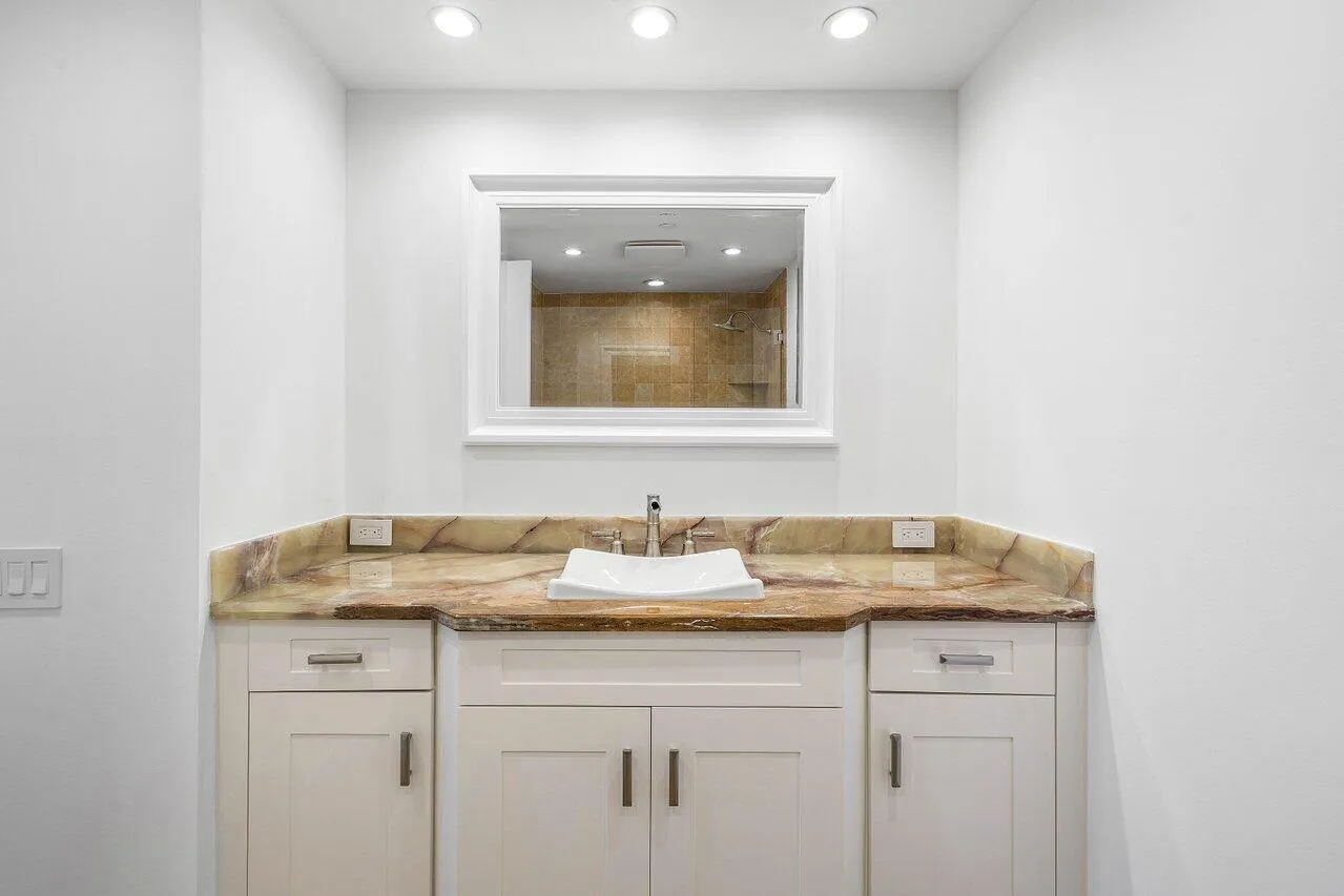 043-20320FairwayOaksDrive-331-BocaRaton-